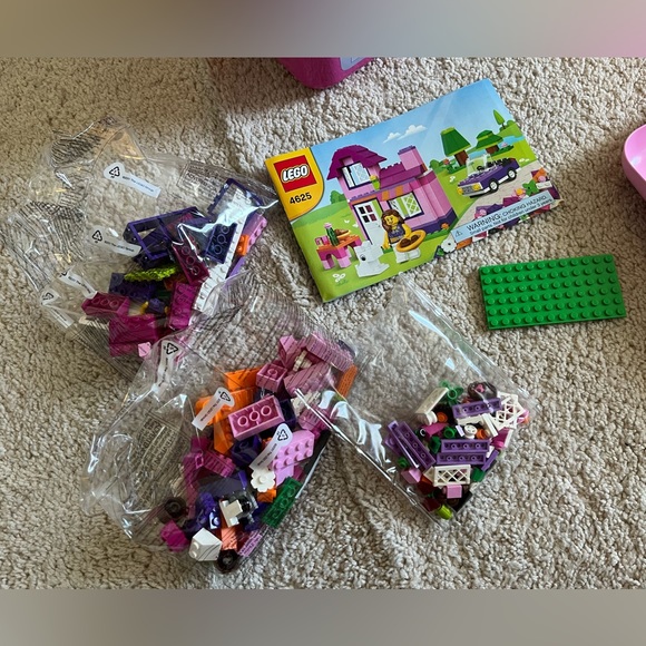 NIB Lego 4625 Pink Brick Box Self Storing Build Box Kit! 💗 Retired ! - Picture 4 of 5